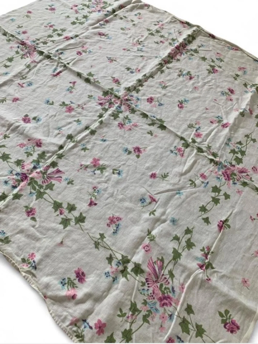 Vintage Cotton Tablecloth English Ivy Flowers and Bows Pink Purple Green 44x48